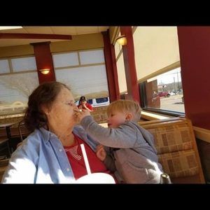 Meet your Posher, Candice